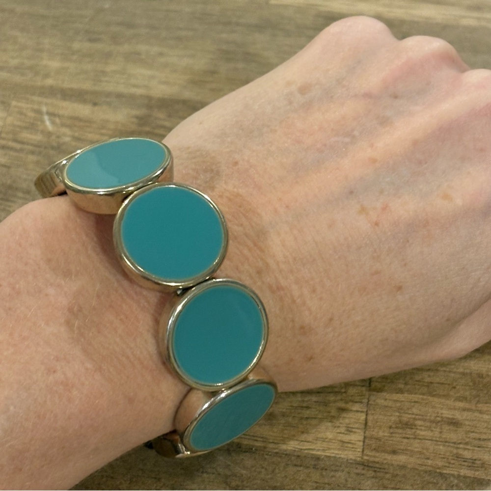 Lot of 2 Elegant Stretch Bracelets - Picture 5 of 5